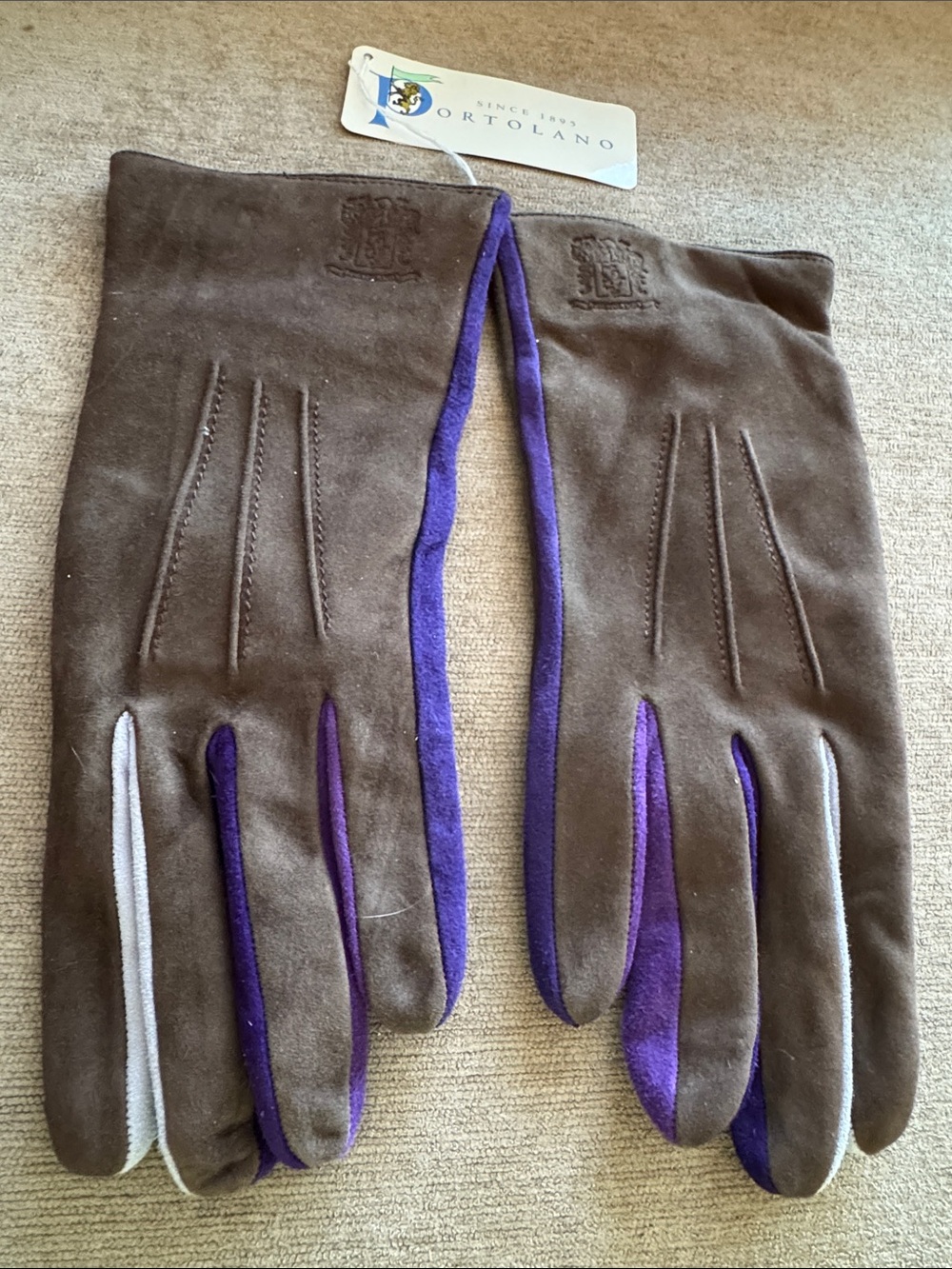 NWT Gorgeous Portolano Suede Gloves, size 7.5